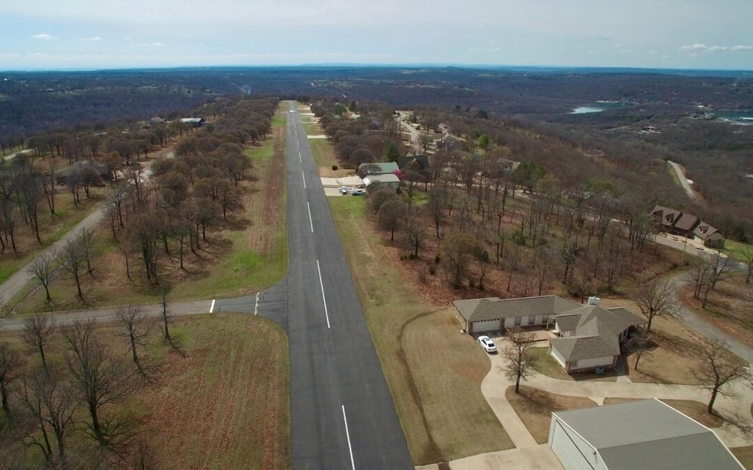 The Benefits of Aviators Living at an Airpark and Owning a Hangar-Home